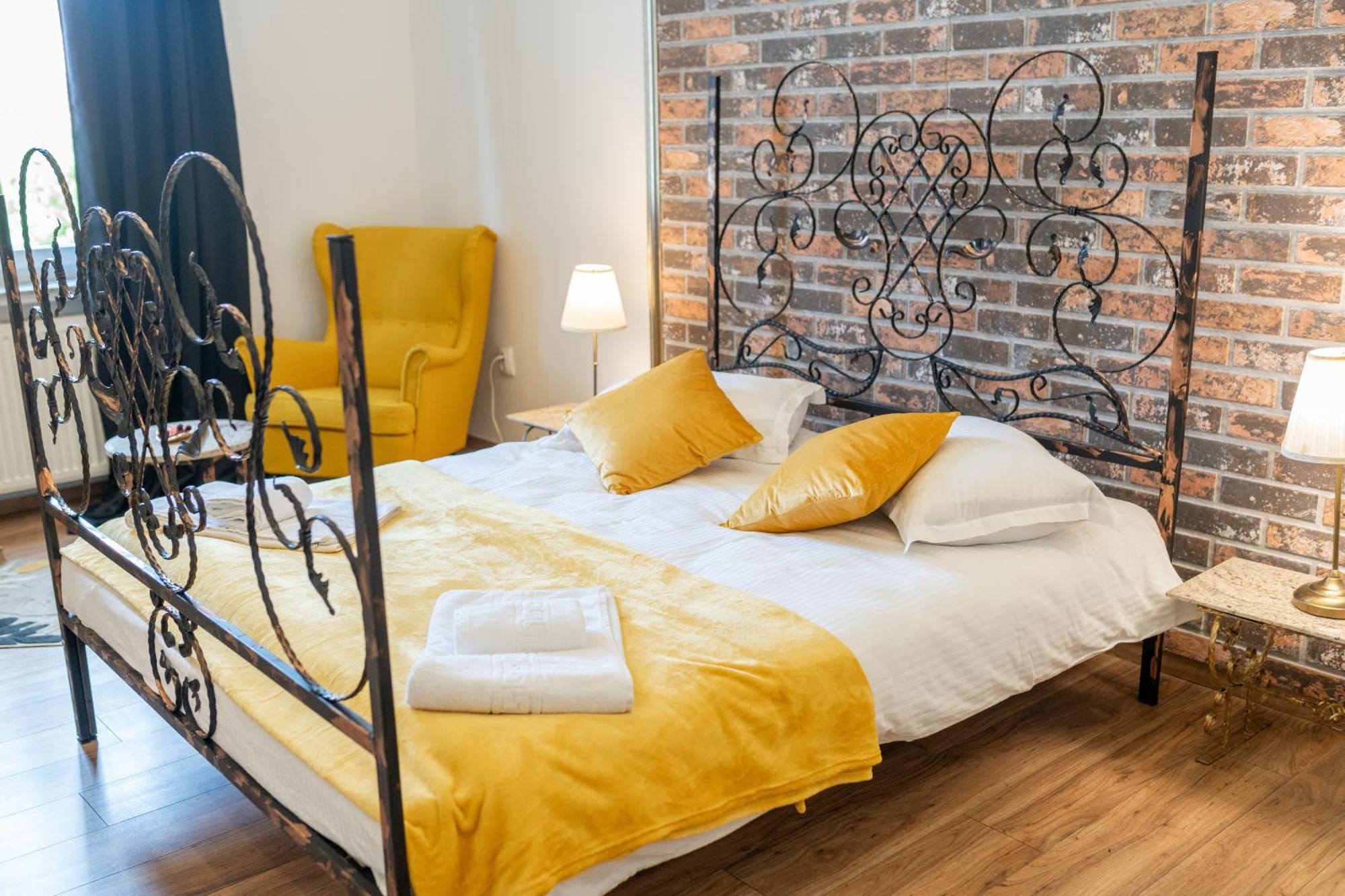 Cozy Spacious 5 Star Accommodation In The Heart Of Historic Center كلوج-نابوكا المظهر الخارجي الصورة